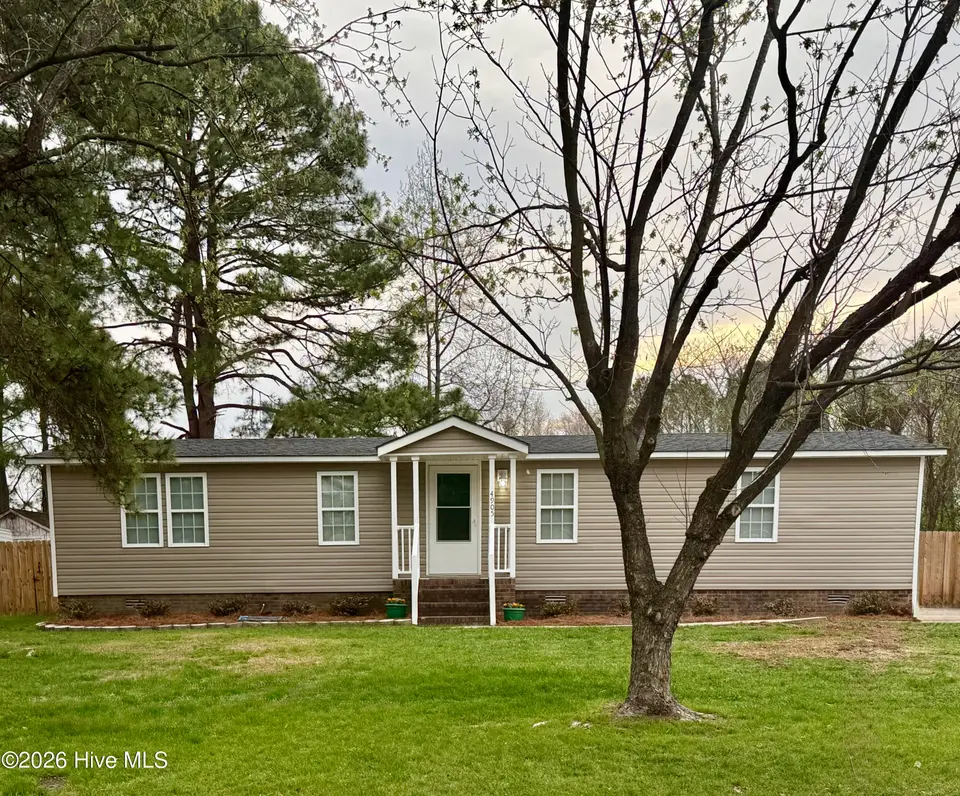 4905 Hunting Ridge Road NW, Wilson, NC 27896 — 3-bedroom manufactured home in Windemere, Wilson, NC, photo 1 of 16: Front of Home