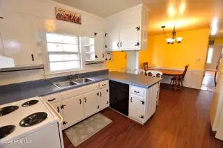 3621 Gail Drive, Rocky Mount, NC 27804 — 3-bedroom home in Woodridge, Rocky Mount, NC, photo 5 of 32: Kitchen