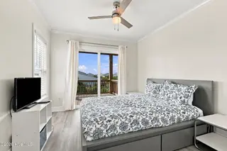 106 Willis Avenue B, Atlantic Beach, NC 28512 – photo 24: 19-web-or-mls-IMG_0555