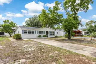 139 NE 18th Street, Oak Island, NC 28465 – photo 2