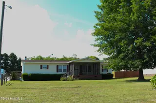 217 Francktown Road, Richlands, NC 28574 – photo 2: IMG_5938
