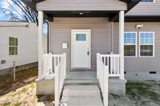 305 W Cypress Street, Elizabeth City, NC 27909 – photo 4: 4-web-or-mls-cypresslisting-24