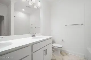 105 Windswept Lane, Beaufort, NC 28516 – photo 24: Full Bath