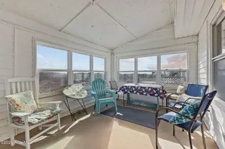 202 Glenn Street, Atlantic Beach, NC 28512 – photo 11: Sunroom