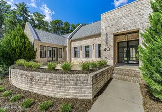 40 Cherry Hill Drive, Pinehurst, NC 28374 – photo 5: 260904-40CherryHill-4363