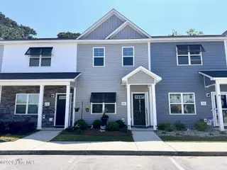 14 Catalina Circle, Swansboro, NC 28584 – photo 1: Front View