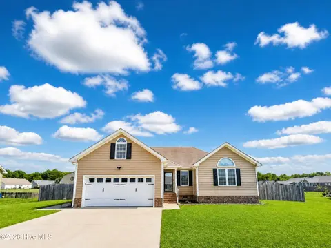 1660 Cedar Point Circle, Elizabeth City