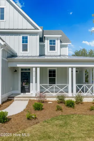 8113 Saltcedar Drive, Wilmington, NC 28411 – photo 4: Front Porch