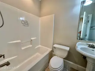 3913 Ashcroft Drive, Winterville, NC 28590 – photo 16: IMG_9759