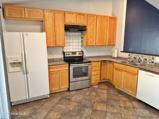 138 Twin Wood Drive, Havelock, NC 28532 – photo 10: IMG_3524