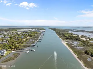 2205 Front Street, Beaufort, NC 28516 – photo 21: 21-web-or-mls-2205 Front St 021