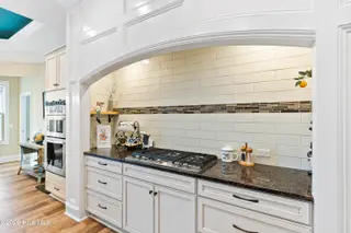 1241 St Simons Drive SE, Bolivia, NC 28422 – photo 12: Kitchen
