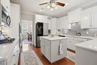 4518 Harvest Lane SW, Wilson, NC 27893 — 5-bedroom home in Planters Trail, Wilson, NC, photo 16 of 48: 22-web-or-mls-DSC07858