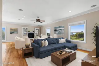 128 Blockade Runner Drive, Holden Beach, NC 28462 — 5-bedroom home, Holden Beach, NC, photo 13 of 73