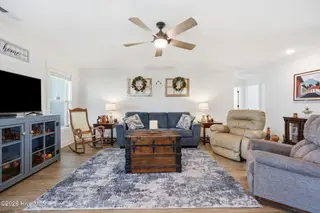 4008 Swift Creek, Ayden, NC 28513 – photo 5: 05 - Living Room