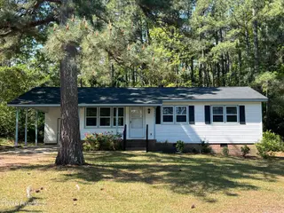 1240 W Michigan Avenue, Southern Pines, NC 28387 – photo 1: front