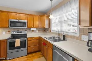 2837 Elizabeth Edwards Court, Grimesland, NC 27837 – photo 3: 2837 Elizabeth Edwards Court