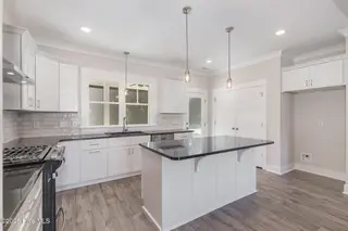 608 Tuscany Circle, Princeton, NC 27569 – photo 13: 010_img_8986-edit_986