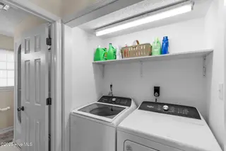 247 W Second Street, Ocean Isle Beach, NC 28469 – photo 23: 29-web-or-mls-DSC02207