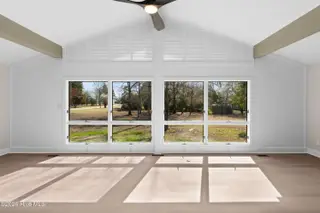 1000 Pine Street, Lake Waccamaw, NC 28450 – photo 14: 31-DSC04055