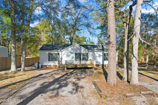 2426 Red Snapper Street SW, Supply, NC 28462 — 3-bedroom manufactured home, Supply, NC, photo 3 of 25: 2426RedSnapperStSW - 3