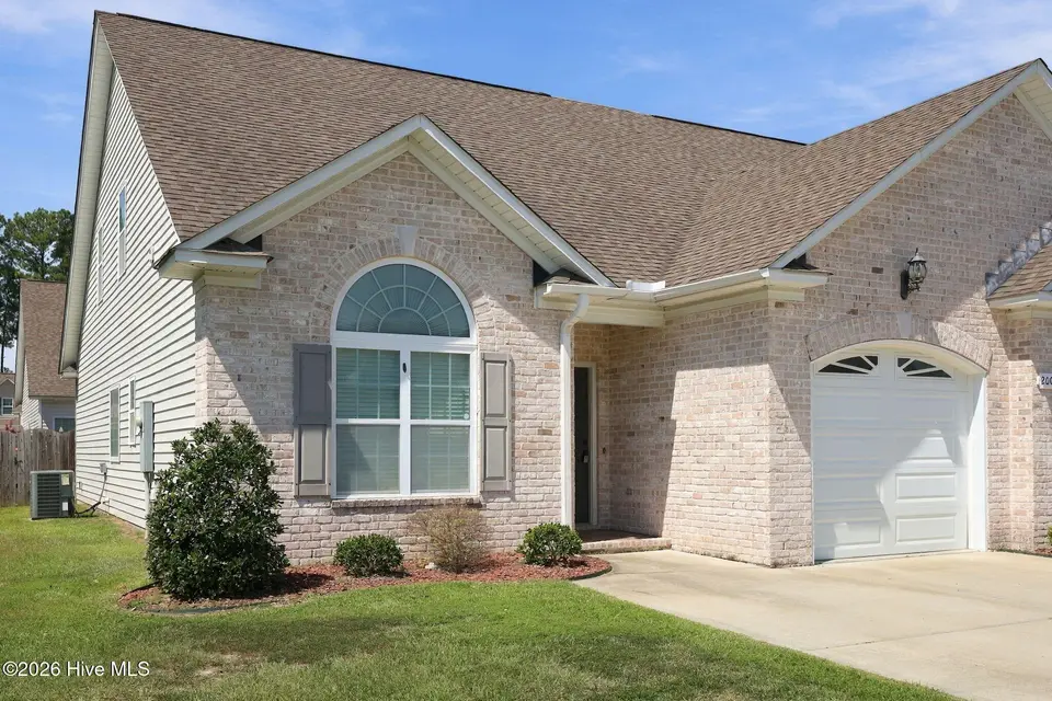 2008 Leighton Drive A, Greenville, NC 27834 – photo 1 of 24: 20-web-or-mls-IMG_0009