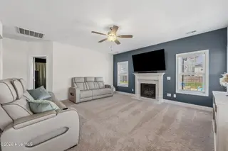 3013 Sharpnose Street, New Bern, NC 28562 – photo 10: Living Room
