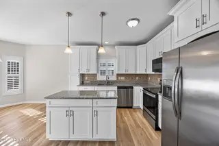 338 Sonoma Road, Jacksonville, NC 28546 – photo 12: 27_kitchen