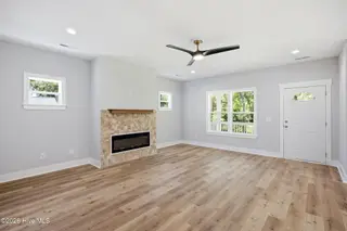 2737 Bellamy Drive SW, Supply, NC 28462 — 4-bedroom home in Sea View, Supply, NC, photo 4 of 50