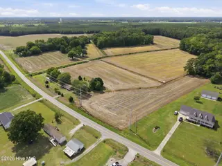 3091 Hudsons Crossroads Road, Greenville, NC 27858 – photo 4: 4-web-or-mls-DJI_20260714161538_0048_D_e