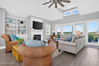 652 Ocean Boulevard W, Holden Beach, NC 28462 – photo 8