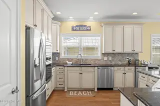 29 E First Street, Ocean Isle Beach, NC 28469 – photo 14: Kitchen