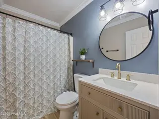 625 Shadowridge Road, Jacksonville, NC 28546 – photo 12: 20-web-or-mls-625 Shadowridge Rd. 49