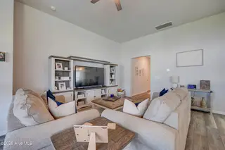 6909 English Holly Court SW, Ocean Isle Beach, NC 28469 — 3-bedroom home in Cameron Woods, Ocean Isle Beach, NC, photo 12 of 55: 6909EnglishHollyCourtSW(33)