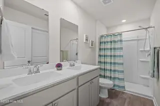 1724 Whispering Pine Street SW, Ocean Isle Beach, NC 28469 – photo 17: 33-web-or-mls-DSC05458