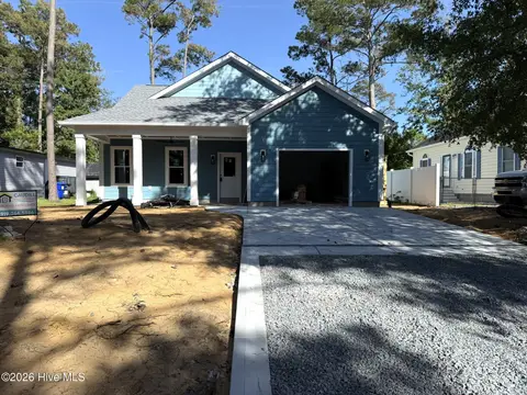 254 NE 66th Street, Oak Island