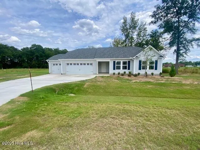 114 Aarons Run, Goldsboro, NC 27530 – photo 1 of 14: Main