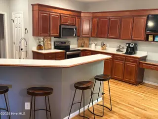1111 Avenshire Circle, Wilmington, NC 28412 – photo 24: bar