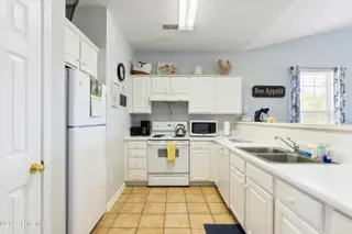 932 Great Egret Circle SW 3, Sunset Beach, NC 28468 – photo 9: mls-IMG_0760