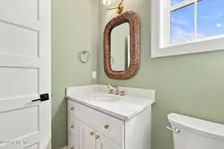 244 Colleton Square, Newport, NC 28570 – photo 4: 22-web-or-mls-IMG_1797
