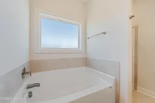429 Montgomery Drive, Jacksonville, NC 28546 – photo 24: DSC02084