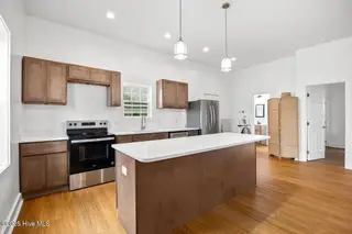 901 Walnut Street, Wilmington, NC 28401 – photo 13: IMG_2391