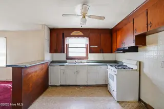616 S 7th Street, Wilmington, NC 28401 – photo 9: 9_616_s_7th_st_009