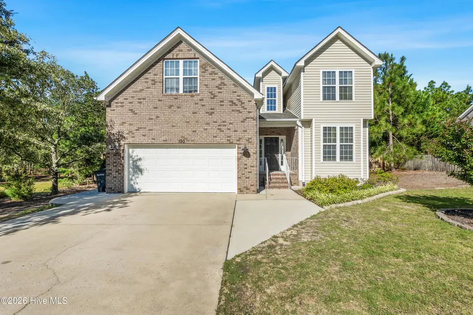 190 Diamondhead Drive S, Pinehurst, NC 28374 – photo 1 of 30: 1