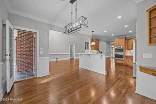 809 Chesapeake Place, Greenville, NC 27858 – photo 10: 63-web-or-mls-IMG_9995