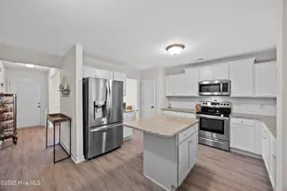 640 Aria Lane, Hubert, NC 28539 – photo 13: 13_kitchen