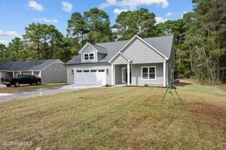 1800 Caracara Drive, New Bern, NC 28560 – photo 2: 3-web-or-mls-DSC_2372