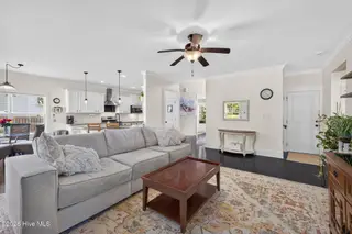 88 Vella Lane, Wilmington, NC 28411 — 4-bedroom home in Harborside, Wilmington, NC, photo 15 of 55