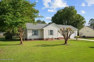 2595 Pine Knoll Drive, Kinston, NC 28504 – photo 4: 04-2595 Pine Knoll Dr-4