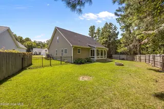 254 Sellhorn Boulevard, New Bern, NC 28562 – photo 4: 36-web-or-mls-0C0A6478